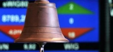 Dzwonek srebrny, znany jako idiofon w języku polskim (Ghanta), zaprojektowany przez WRIGHT WIG, w cenie 29379,78.