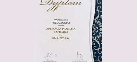 Dyplom z nagrodą za projekt aplikacji mobilnej Tankuj24 od UNIMOT S.A. w 2017 roku. Podpis oraz świadectwo uznania za doskonałość w dziedzinie projektowania graficznego.