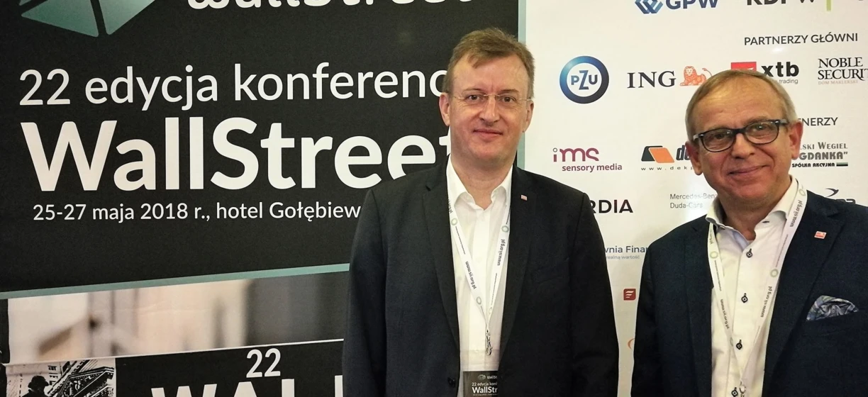 Reklama bannerowa dla 22. konferencji WallStreet, zorganizowanej przez białych kołnierzyków dla indywidualnych inwestorów. Wśród prominentnych partnerów znajdują się GPW i ING.