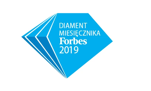 Logo firmy Forbes Media LLC przedstawiające trójkątny design, promujący prestiżową nagrodę DIAMENT MIESIĘCZNIKA w 2019 roku.