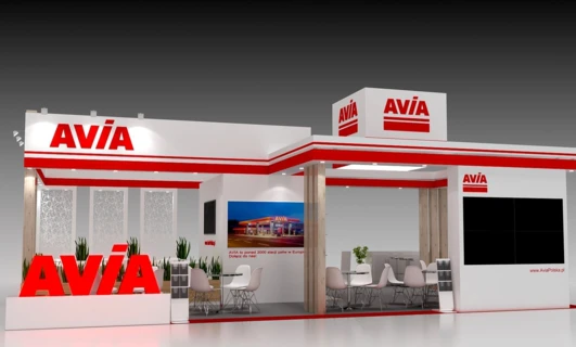 Obraz logo firmy AVIA, europejskiej sieci stacji benzynowych z ponad 3000 lokalizacji. Dołącz do nas na AviaPolska.pl po więcej informacji i usług!